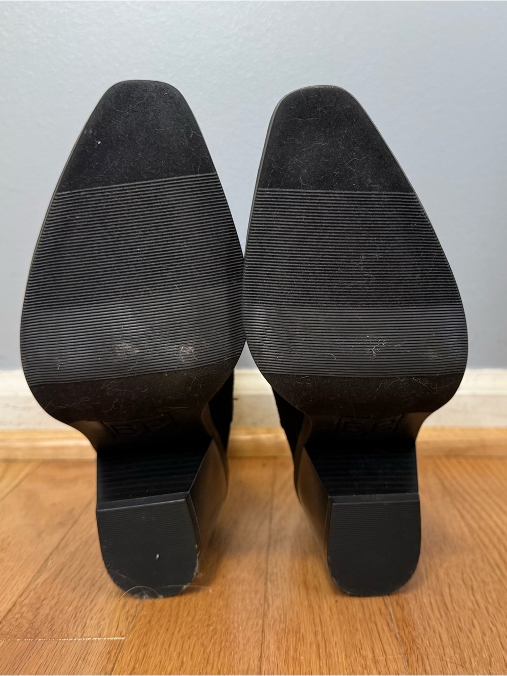 BP Black Emmy Heeled Chelsea Boot 7 - Picture 4 of 6